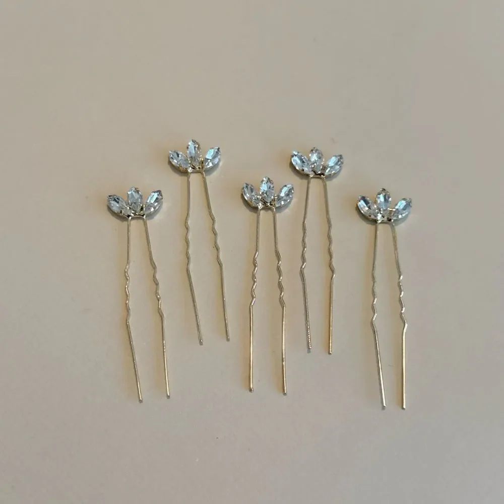 Diamond hair pin M1136